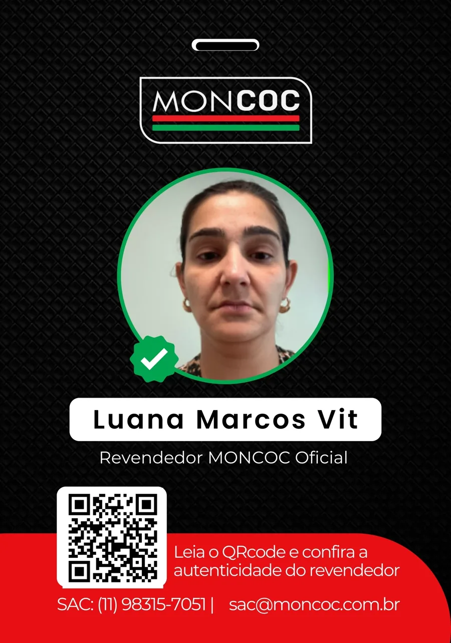 Crachá oficial MONCOC de Luana Marcos Vit